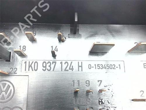Fuse box AUDI A3 (8P1) 1.6 | BP38405012E1 - Image 4