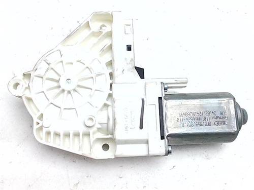 Left front window motor AUDI A4 B8 (8K2) 2.0 TDI quattro | BP38399991E21 - Image 2
