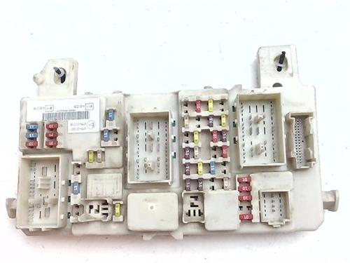 Used Fuse box Fuse box 38387621 38387621