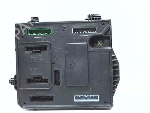electronic-module-renault-megane-iv-saloon-2016-38383561 main image