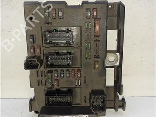 Used Fuse box Fuse box 38359951 38359951