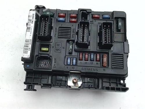 Used Fuse box Fuse box CITROËN C3 I (FC_, FN_) 1.4 HDi (68 hp) 39434782 39434782