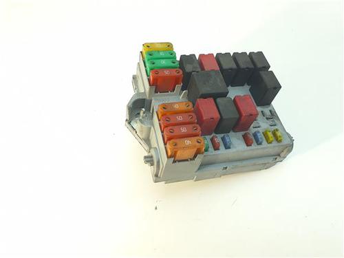 Used Fuse box Fuse box 38371939 38371939