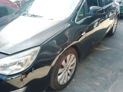 left-front-fenders-opel-astra-j-p10-2009-2010-2011-2012-2013-2014-2015-2016-38334935 main image
