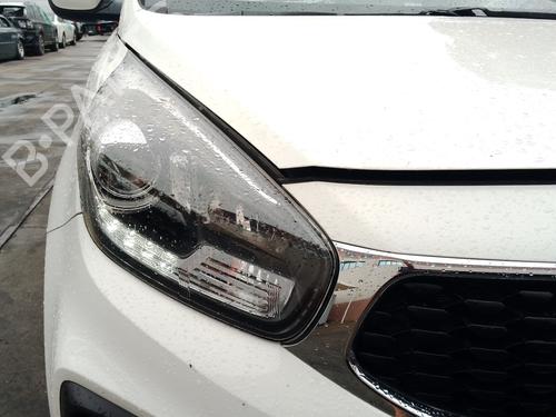 Højre forlygte Højre forlygte KIA CARENS IV 1.7 CRDi (116 hp) 39684706 39684706