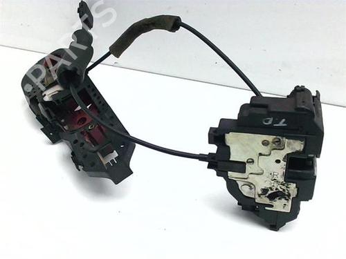 rear-right-lock-renault-megane-iv-saloon-2016-38373993 main image