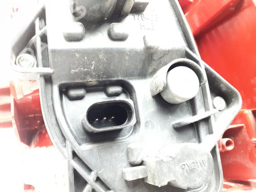 Left taillight VW TOURAN (1T3) 1.6 TDI | BP38334105C34  - Image 5
