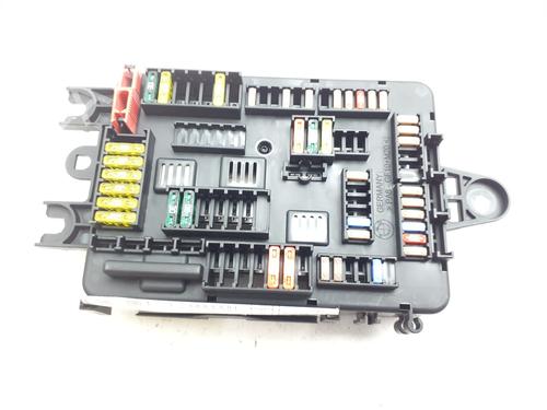 Used Fuse box Fuse box 38333952 38333952