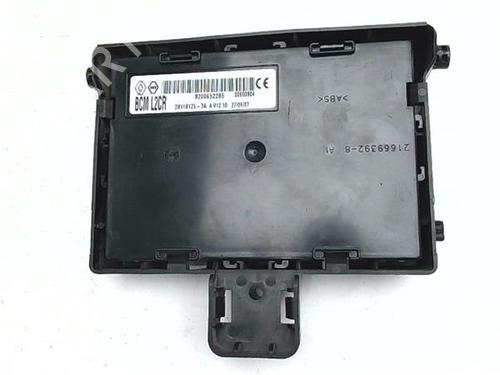 Fuse box RENAULT CLIO III Hatchback Van (SB_, SR_) 1.5 dCi | BP38373297E1 - Image 3