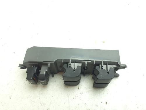 Left front window switch TOYOTA RAV 4 IV (_A4_) 2.2 D 4WD (ALA49) | BP38334519I27 - Image 2