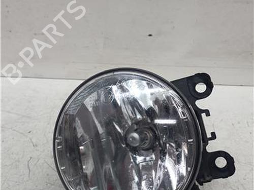 right-front-fog-light-renault-megane-iv-saloon-2016-38367438 main image