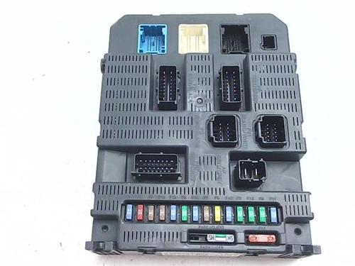 Used Fuse box Fuse box CITROËN C4 I (LC_) 1.6 HDi (109 hp) 39962437 39962437