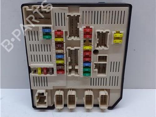 fuse-box-renault-megane-ii-saloon-lm01_-2003-38357612 main image