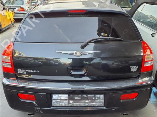tailgate-chrysler-300c-lx-le-2004-38392850 main image