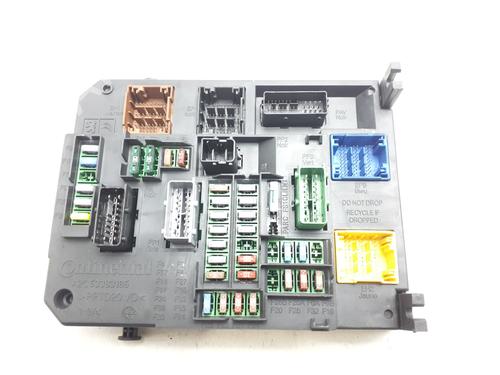 Used Fuse box Fuse box DS DS 4 / DS 4 CROSSBACK (NX_) 1.6 BlueHDi 100 (99 hp) 40526354 40526354