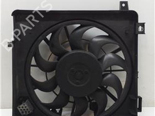 Used Radiator fan Radiator fan 38358172 38358172
