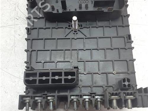 Fuse box VW PASSAT B6 (3C2) 1.9 TDI | BP38364779E1 - Image 4