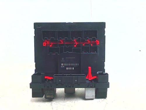 Used Fuse box Fuse box 38396656 38396656