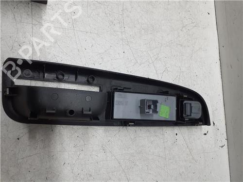 Left front window switch VW GOLF V (1K1) 1.9 TDI | BP38370460I27 - Image 2
