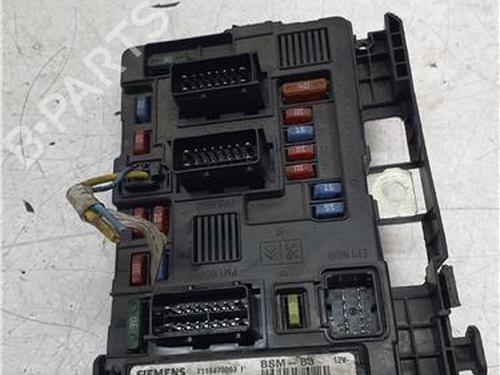 Used Fuse box Fuse box CITROËN C5 I (DC_) 2.0 HDi (DCRHZB, DCRHZE) (109 hp) 39955805 39955805