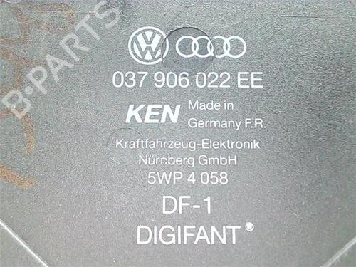 Control unit AUDI 80 B4 Saloon (8C2) 2.0 E | BP38356600M11 - Image 5