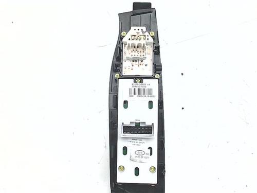 Left front window switch HYUNDAI i40 I CW (VF) 1.7 CRDi | BP38378806I27 - Image 2