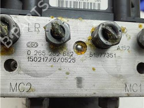 ABS pump FORD KA (RU8) 1.2 | BP38353369M43 - Image 5