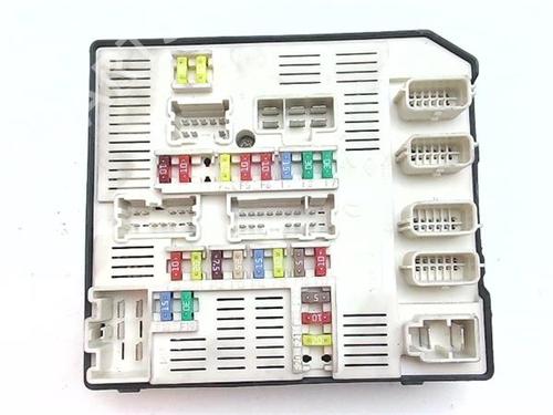 fuse-box-renault-megane-iv-saloon-2016-38390540 main image