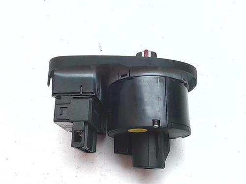 Headlight switch SEAT ALTEA (5P1) 1.9 TDI | BP38384693I24 - Image 4
