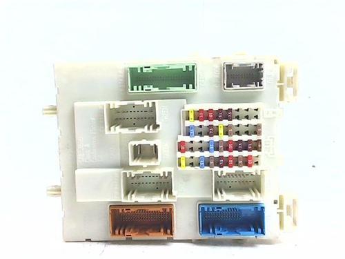 Used Fuse box Fuse box 38395978 38395978
