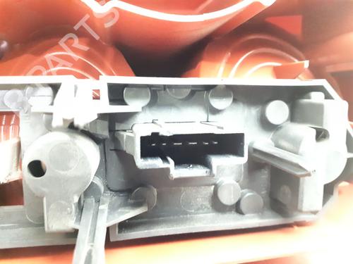 Left taillight PEUGEOT 1007 (KM_) 1.4 HDi | BP39201436C34 - Image 4