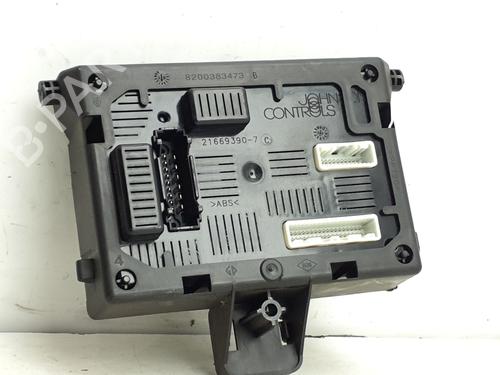 Used Fuse box Fuse box RENAULT CLIO III (BR0/1, CR0/1) 1.2 16V (BR02, BR0J, BR11, CR02, CR0J, CR11) (75 hp) 39721910 39721910