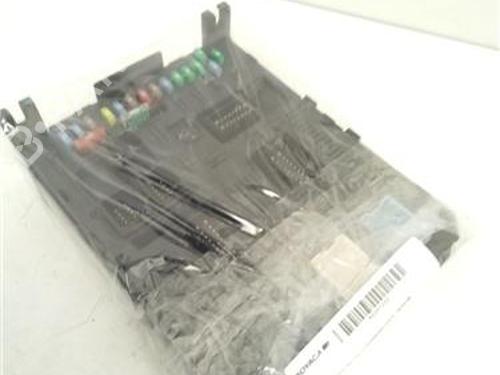Used Fuse box Fuse box CITROËN C4 I (LC_) 1.6 HDi (109 hp) 39434711 39434711