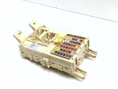 Used Fuse box Fuse box 38374519 38374519