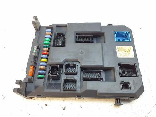 Used Fuse box Fuse box 39434730 39434730