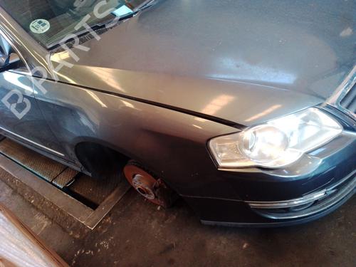 right-front-fenders-vw-passat-b6-3c2-2005-2006-2007-2008-2009-2010-2011-38649627 main image