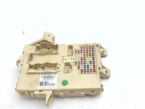 Used Fuse box Fuse box 38393416 38393416