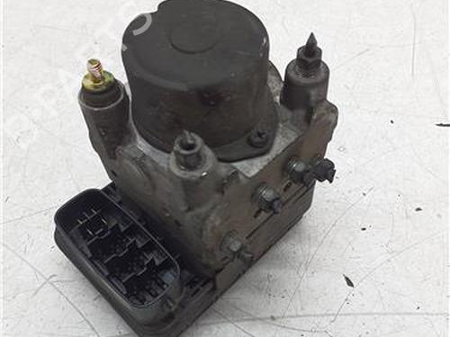 Used ABS pump ABS pump TOYOTA RAV 4 II (_A2_) 2.0 4WD (ACA21, ACA20) (150 hp) 40085640 40085640