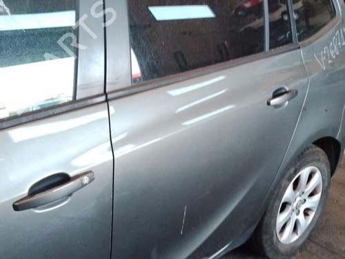 left-rear-door-opel-zafira-tourer-c-p12-2011-38335376 main image