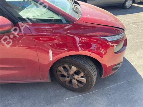 right-front-fenders-citroen-c4-picasso-ii-2013-39961901 main image