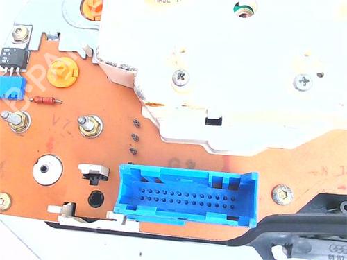 Used Instrument cluster Instrument cluster 38399405 38399405