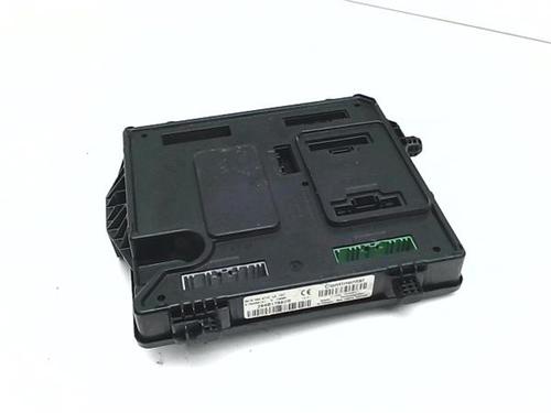 electronic-module-renault-megane-ii-saloon-lm01_-2003-38375022 main image
