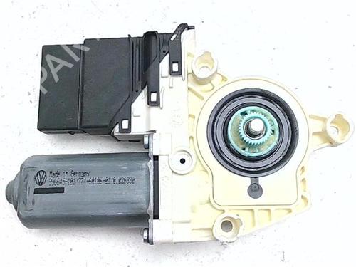 right-rear-window-motor-seat-leon-1p1-2005-2006-2007-2008-2009-2010-2011-2012-2013-38396716 main image
