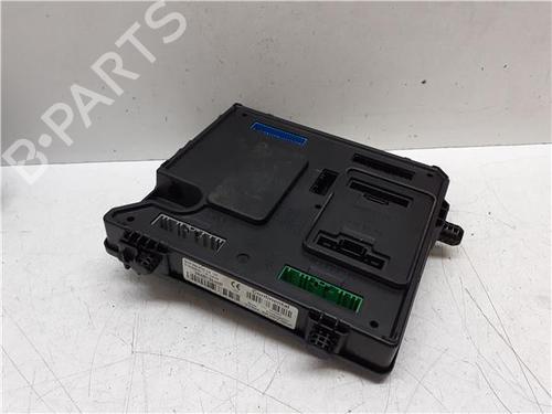 electronic-module-renault-megane-ii-saloon-lm01_-2003-38361463 main image