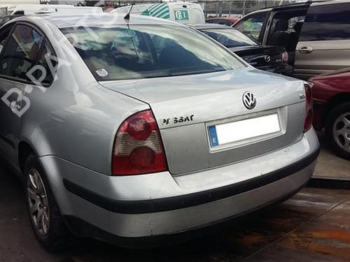 Control unit VW PASSAT B5.5 Variant (3B6) 1.9 TDI | BP38405670M11 - Image 7