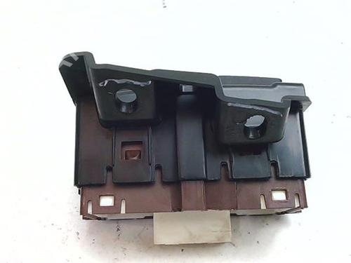 Switch TOYOTA AURIS (_E18_) 1.3 Dual-VVTi (NRE180_, NRE180R) | BP38387483I30 - Image 4
