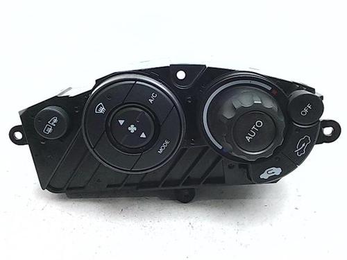 Used Climate control Climate control 38404750 38404750