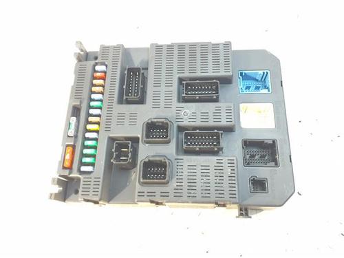 Used Fuse box Fuse box PEUGEOT 308 III (FB_, FH_, FP_, F3_, FM_) PureTech 110 (FPHNPL) (110 hp) 38370336 38370336