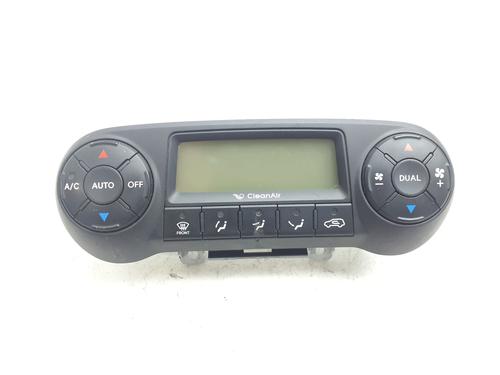 Used Climate control Climate control 38334825 38334825