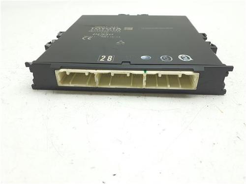 comfort-control-module-toyota-auris-_e18_-2012-2013-2014-2015-2016-2017-2018-2019-38373413 main image